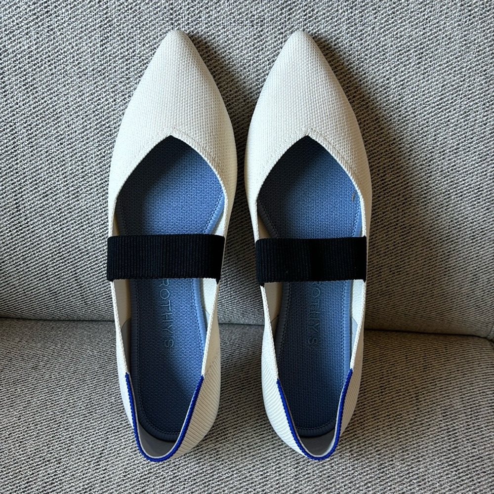 ROTHY’S The Point Mary Jane Cream/Black Size 8